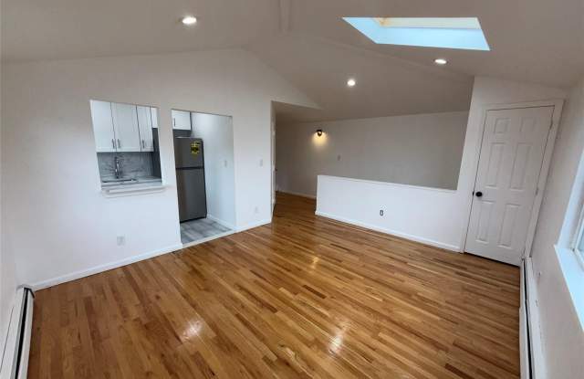69-41 Burchell Avenue Gallery 3