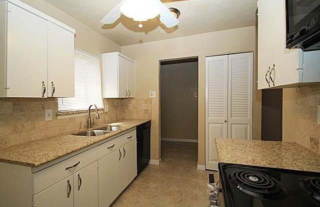 1421 Waterton Drive Gallery 4