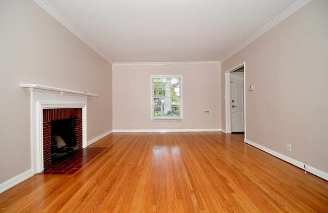 377 Wenham Road Gallery 3