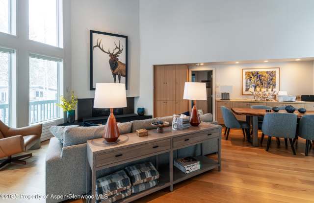 100 Mountain Laurel Court Gallery 2