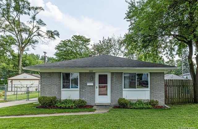 25513 ANNAPOLIS Street photos photos