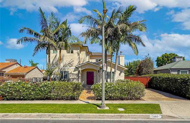 5960 Balcom Avenue photos photos