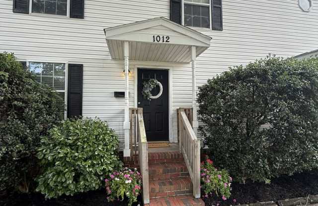 1012 Balview Gallery 1