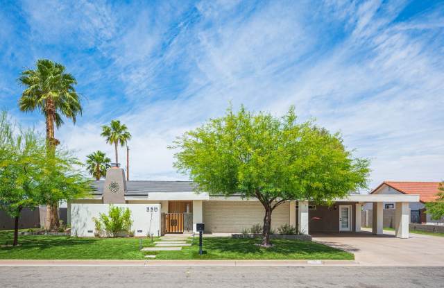 European-inspired Mid-Century Henderson Home! photos photos European-inspired Mid-Century Henderson Home! photos photos