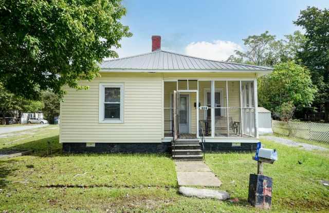 Charming 2-Bedroom Home in Burlington photos photos