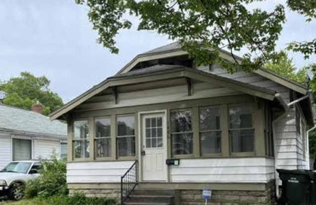 1886 Manz St - 1886 Manz Street, Muskegon, MI 49442 1886 Manz St - 1886 Manz Street, Muskegon, MI 49442