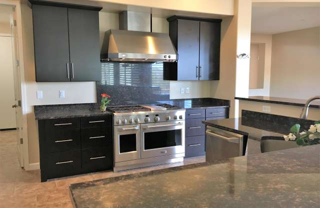 5902 E WHITE PINE Drive Gallery 4