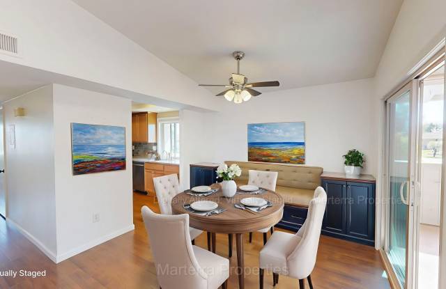 Beautiful Second-Floor Condo in the 55+ Huntington Landmark Community Gallery 4