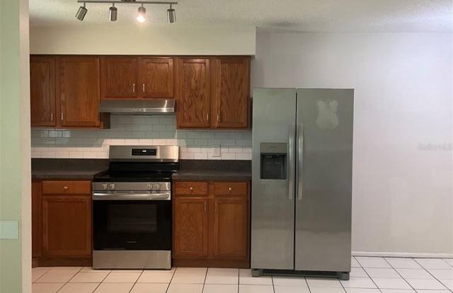 3830 VALLEY TREE Drive Gallery 2