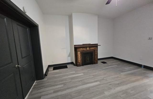 Newly Renovated 1 bedroom 1 bathroom Apartment for rent Gallery 3