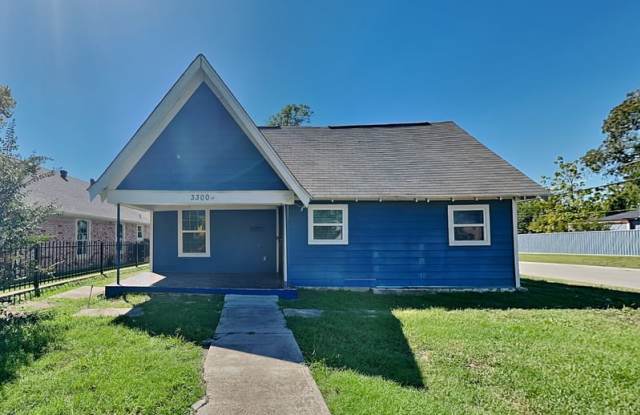 3300 Stanley Ave - 3300 Stanley Avenue, Fort Worth, TX 76110