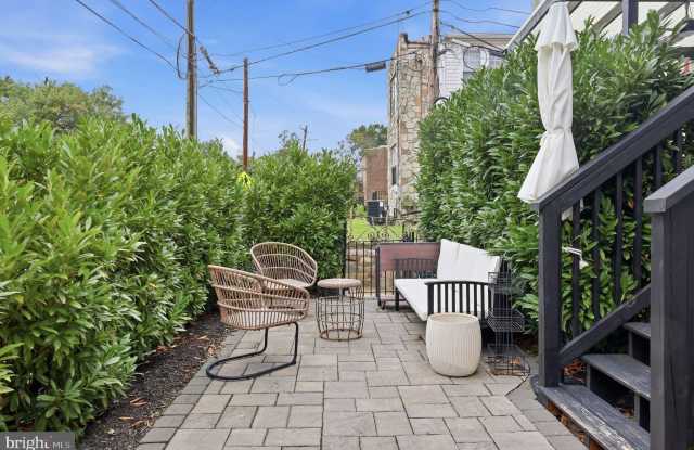 200 CROMWELL Terrace NE Gallery 3