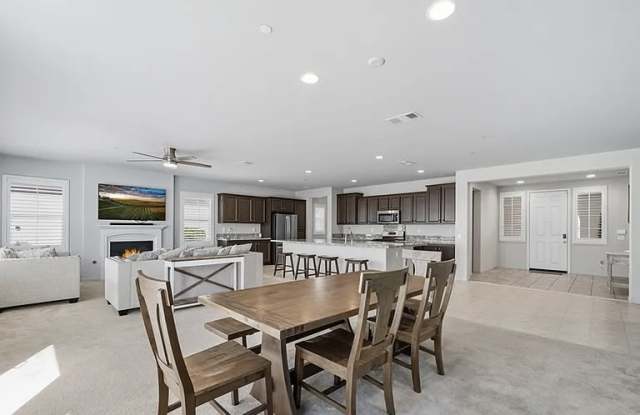 40580 Sunflower Road - 40580 Sunflower Road, Murrieta, CA 92562