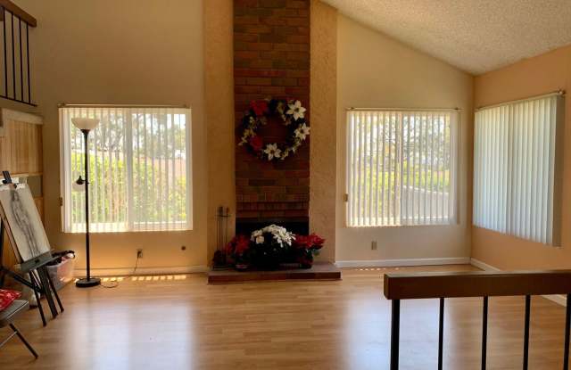 4273 Cartulina Rd Gallery 4