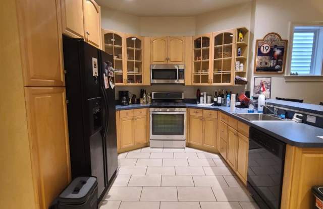 42 N St. photos photos