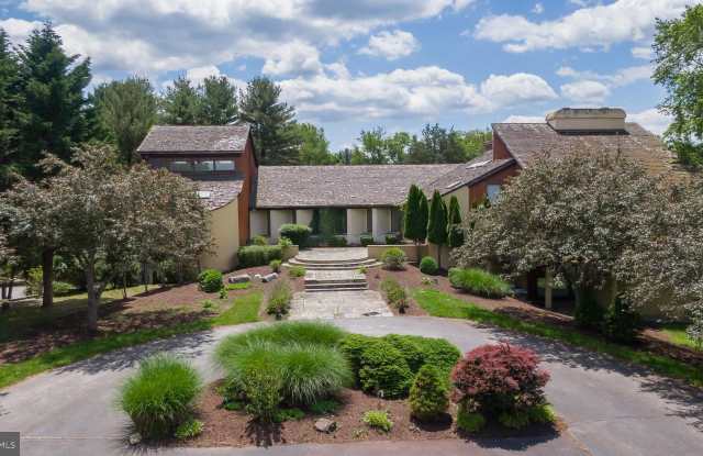 296 OLD KENNETT ROAD - 296 Old Kennett Road, Chester County, PA 19348