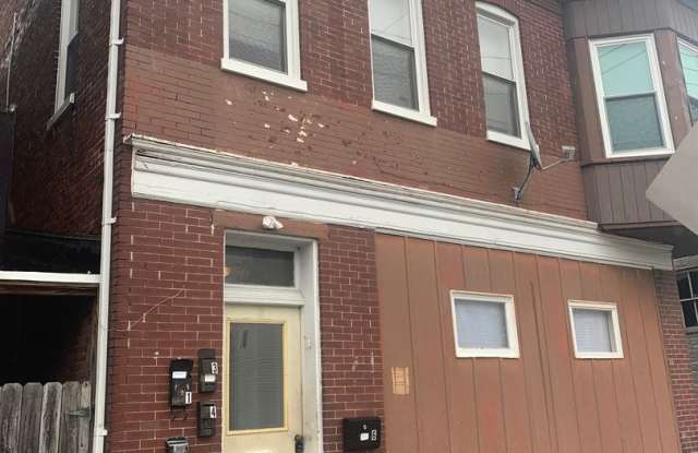 Top Floor, Renovated 1 Bedroom Apartment-York City SD photos photos