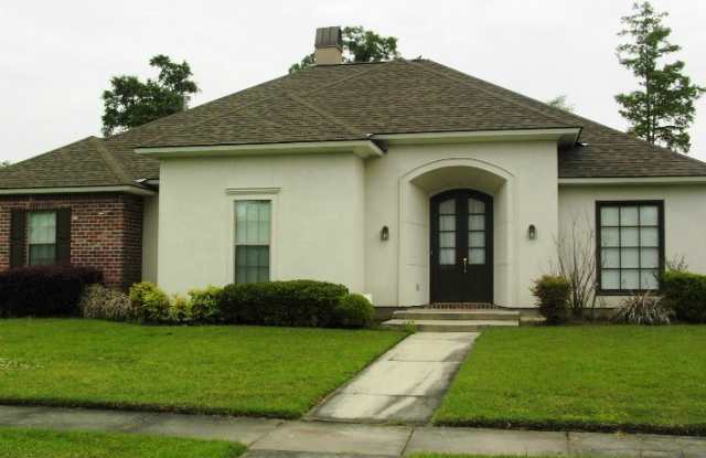 Spacious home in Woodlawn Estates photos photos Spacious home in Woodlawn Estates photos photos