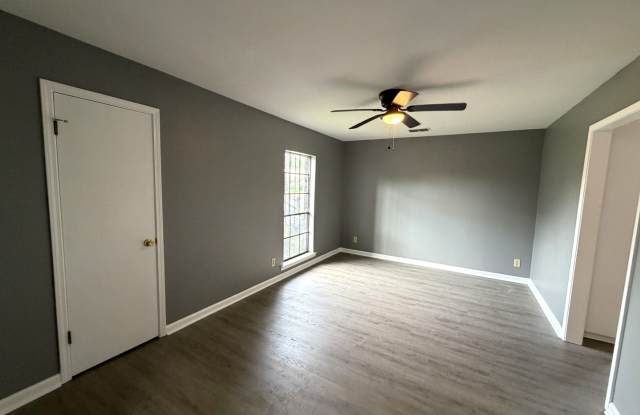 Newly Renovated Home! Gallery 4