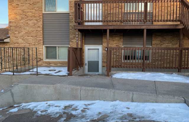 Beautiful 2 Bedroom 1 Bath Apartment Close to Central High School photos photos