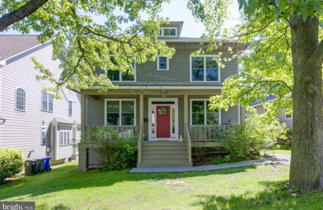 1105 SYCAMORE STREET photos photos