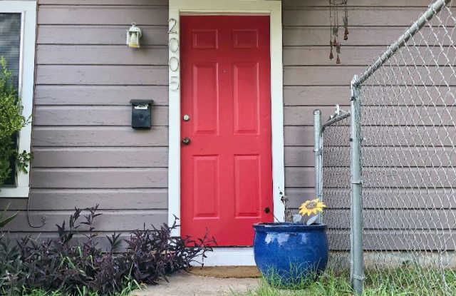 2005 Bouldin Avenue - 2005 Bouldin Avenue, Austin, TX 78704