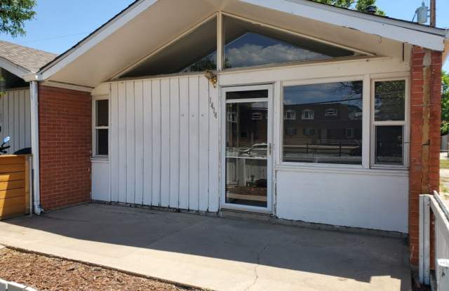 Bright & Comfortable 2BR Home in a Fantastic Denver Location Gallery 1