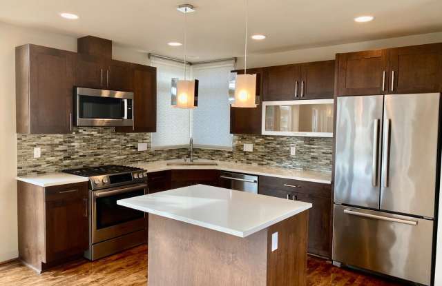 3653 Albion PL N. Gallery 2