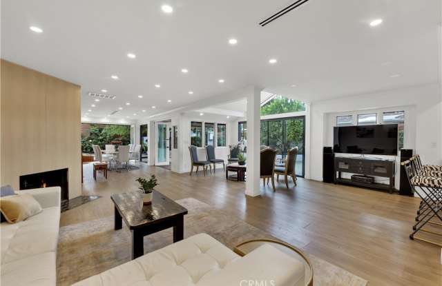 6409 Graves Avenue photos photos