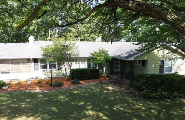 9314 S IL Route 23 photos photos