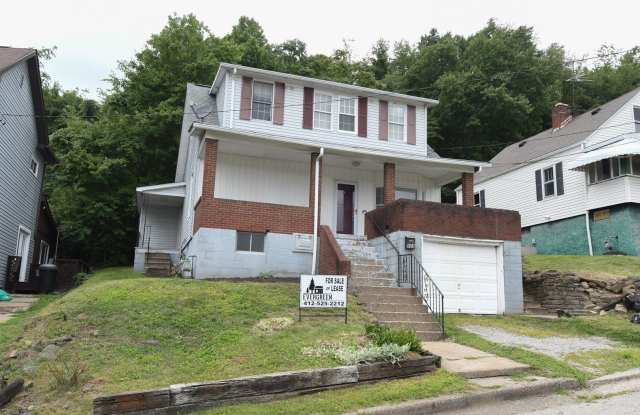 5 Bed /2 Bath Single Family Home for Rent in Jeannette, PA photos photos