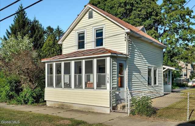 138 Elm Street Gallery 2