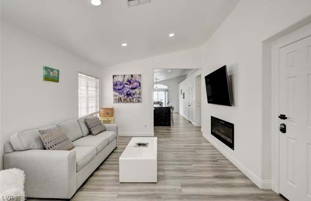 8127 Chambersberg Street photos photos