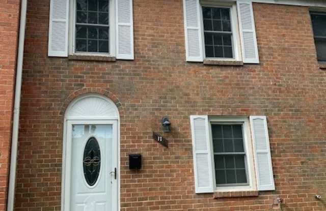 Coming Soon! 3 Bedroom Townhome in Annapolis! Gallery 1