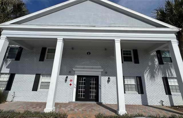 205 LEWFIELD CIRCLE photos photos