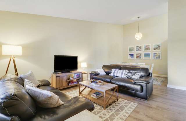 6414 CHASEWOOD Drive Gallery 3