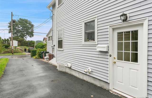 342 Stanley Avenue Gallery 2
