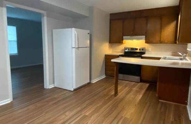 Spacious & Comfortable Two-Story Duplex Gallery 1