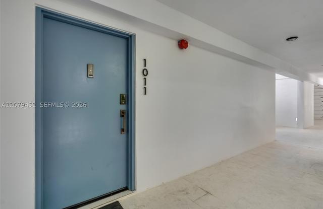 101 Ocean Lane Dr Gallery 2
