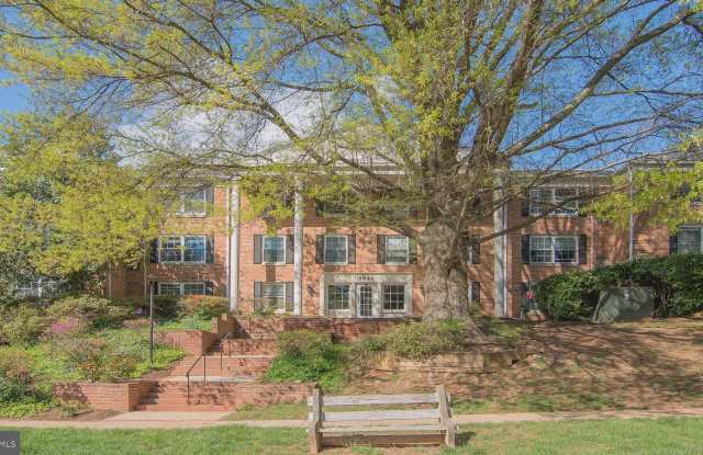 7640 TREMAYNE PLACE - 7640 Tremayne Place, Tysons Corner, VA 22102