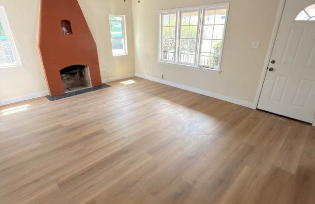 4577 32nd Street - 4577 Gallery 3