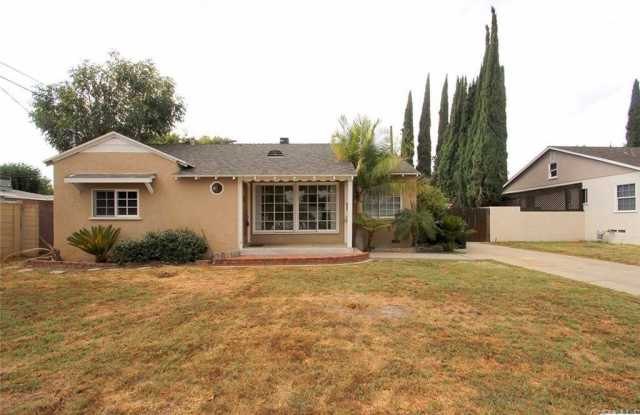 10115 Haskell Ave - 10115 Haskell Avenue, Los Angeles, CA 91343