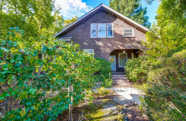 315 Melville Avenue photos photos