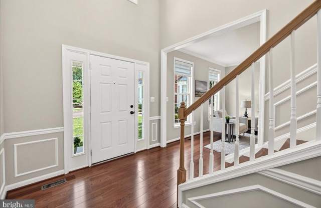 9938 TIMBERKNOLL Lane Gallery 2