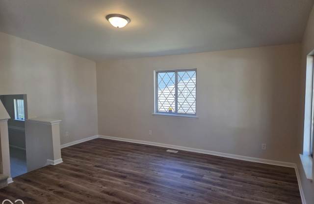 10329 Milford Court Gallery 3