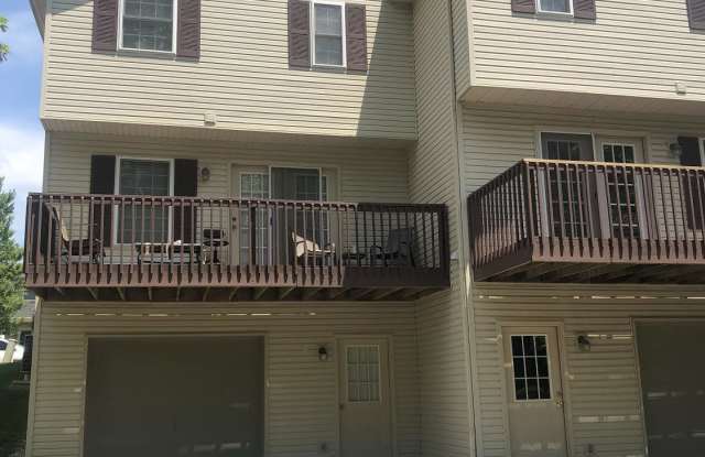 1364 S Cobble Creek Circle Gallery 3