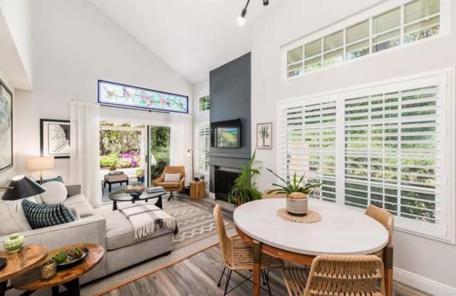 Beautiful Townhouse For Rent at Sunstream Condo Community in Carmel Valley - 3686 Caminito Cielo Del Mar, San Diego, CA 92130
