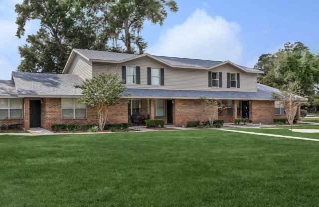 ***Cute 2 Bedroom 1.5 Bath in Orange City photos photos