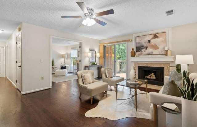 Charming 2BR Condo in Charlotte photos photos