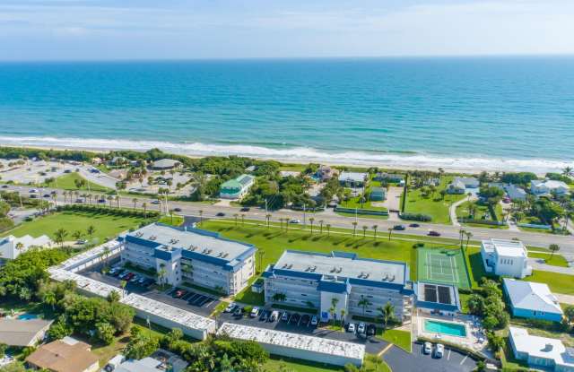 2150 N Highway A1a photos photos